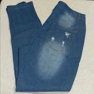 Hengsheng Button Fly Distressed Jeans